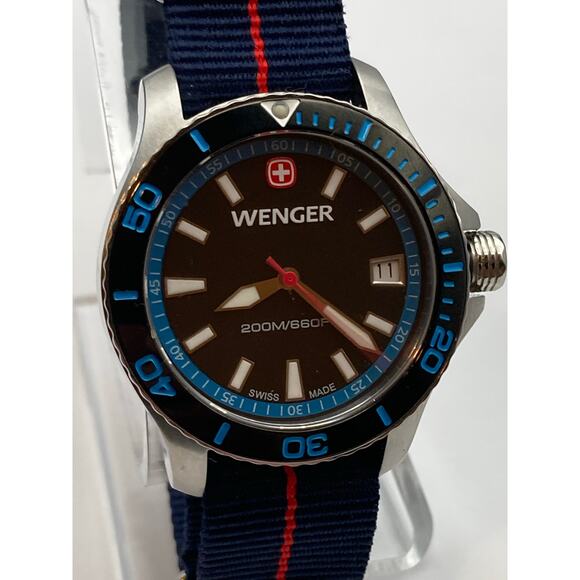 Wenger Swiss Made Mens Watch 37mm - New Battery - Adjustable Band - Date - WR - Picture 2 of 8
